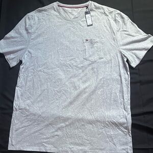 New Tommy Hilfiger shirt
